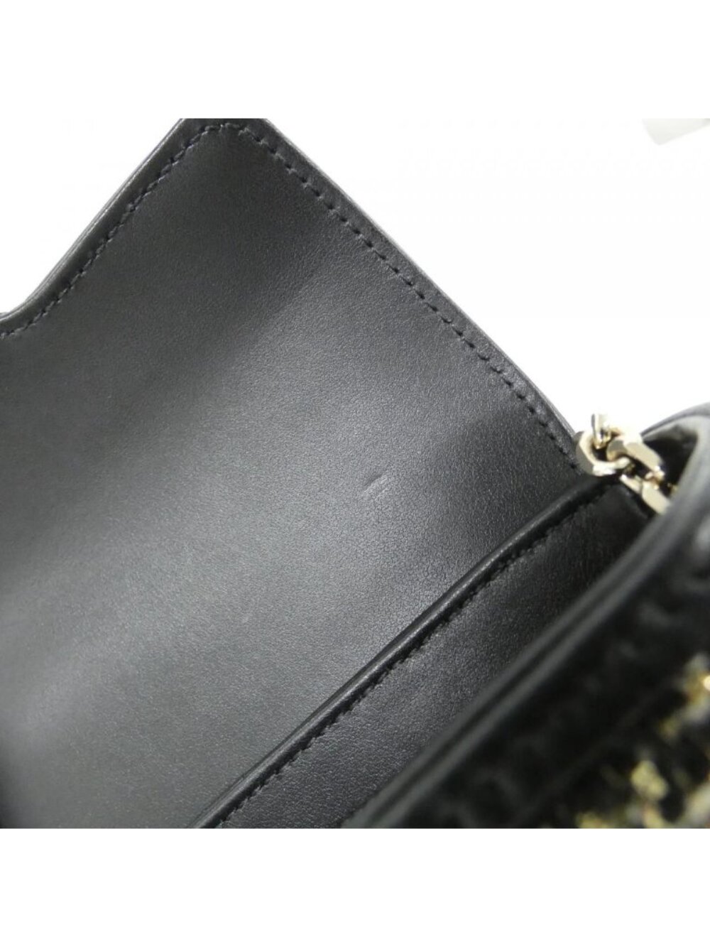 Gucci GG Marmont Shoulder Bag - Picture 6 of 6